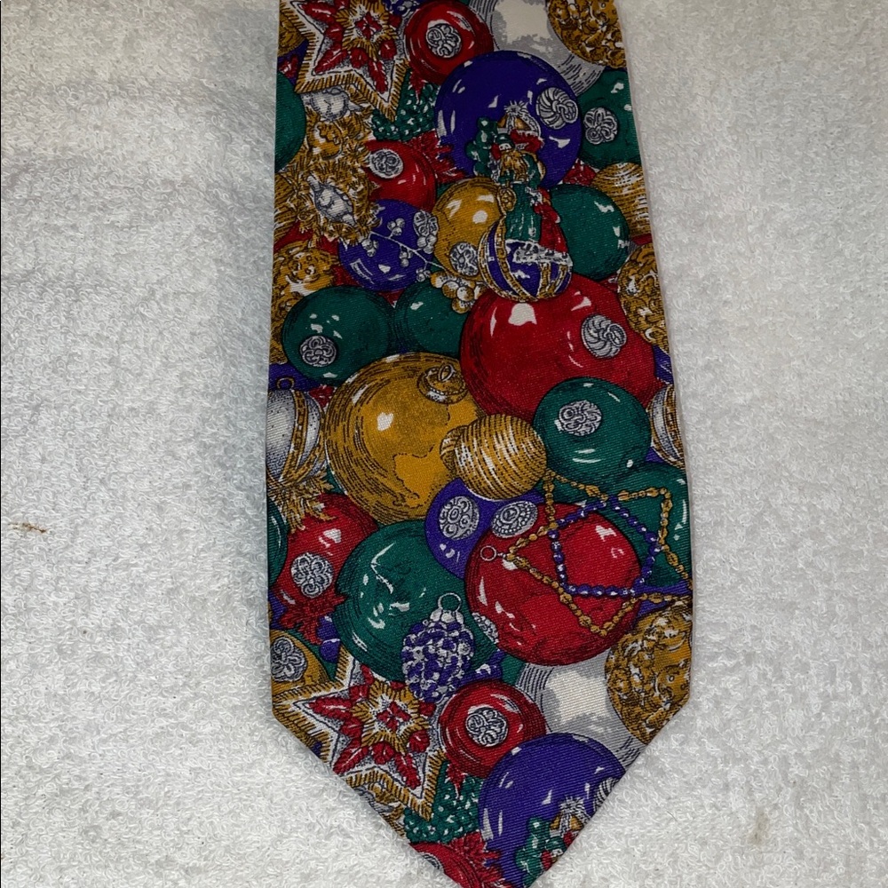 Robert Talbott Tie - Used Vintage Classic Festive Holiday Ornament Tie